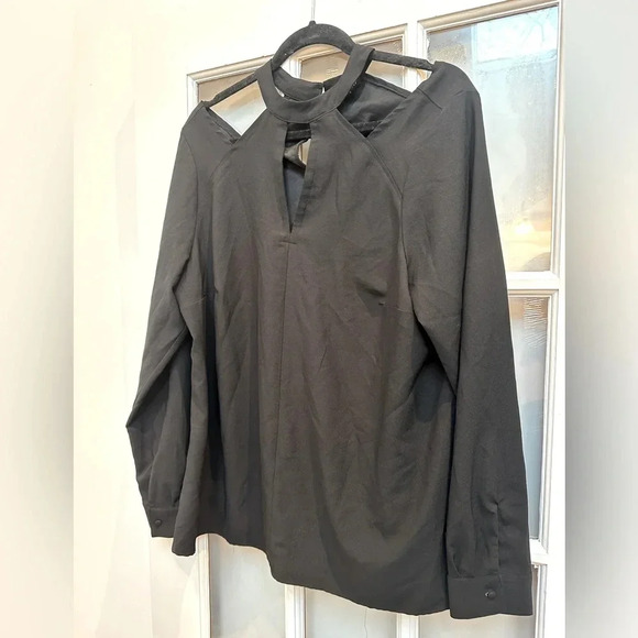Lane Bryant Black Long Sleeve Cold Shoulder Blouse Women’s Size 14 Large XL - Picture 3 of 10